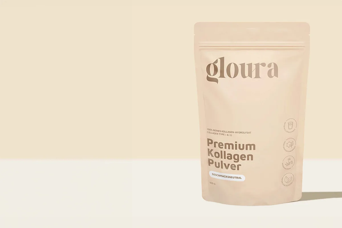 Beutel Gloura Premium Kollagen Pulver, geschmacksneutral, auf hellem Untergrund